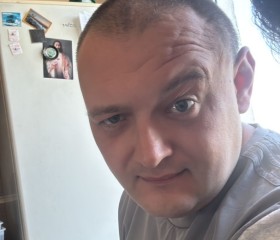Maksim Ignatenko, 34, Berlin
