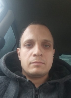 Павел из Пятигорска 37 лет