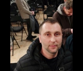 Ваня, 40, Brussels