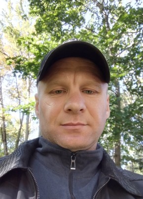 Роман из Петрозаводска 43 года
