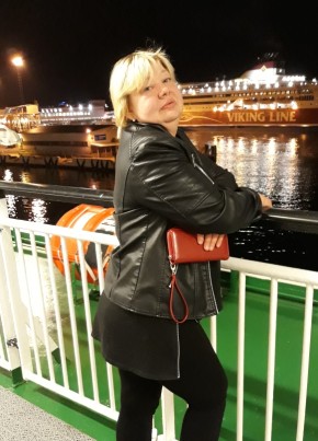 Tatyana, 57, Finland, Turku