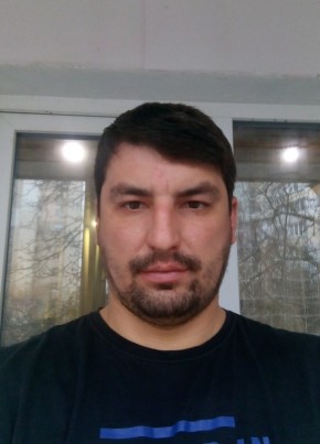 АНДРЕЙ, 39, Россия, Симферополь