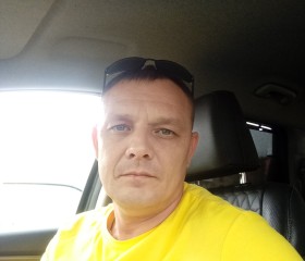 Vladislav, 42, Yekaterinburg