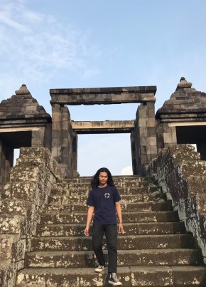 RamblerDating profile picture for @prabowo