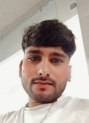 Rajeev Kumar, 18, India, Chandigarh