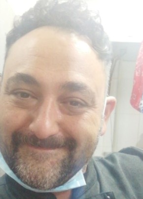 Emiliano , 44, Repubblica Italiana, Ardea