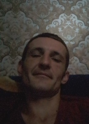 Вовчик, 33, Россия, Омутнинск