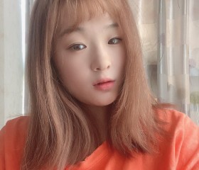 周周, 23, Chongqing