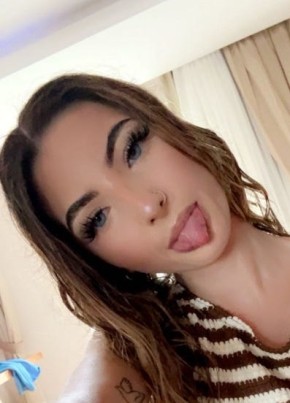 Камила из Находки 25 лет