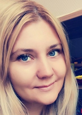 Вика, 35, Россия, Санкт-Петербург