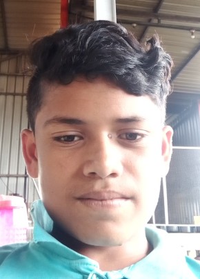 Mahade Bachate, 19, India, Ulhasnagar