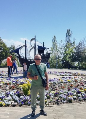 Андрей Шаповалов из Таганрога 47 лет