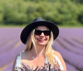 YULIIA, 36, Milton Keynes