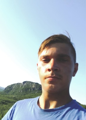 Артур, 23, Россия, Санкт-Петербург