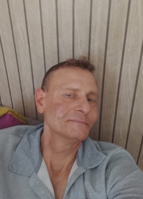 Vinz из Pontault-Combault 62 года