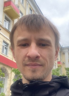 Максим из Москвы 48 лет