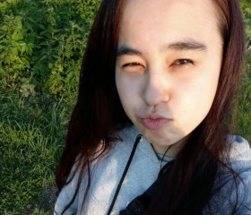 Yulya, 20, Yekaterinburg