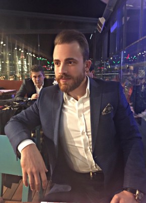 Gökhan Çelik, 32, Türkiye Cumhuriyeti, Bursa