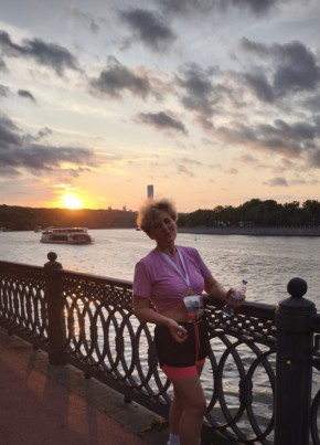 Оксана из Москвы 41 год