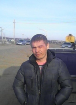 Александр из Нижнекамска 44 года