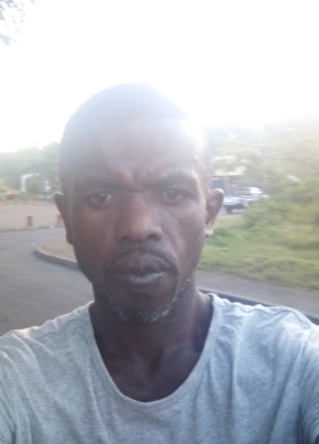 Christian, 40, Mayotte, Mamoudzou