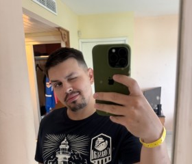 Antonio, 29, Sofia