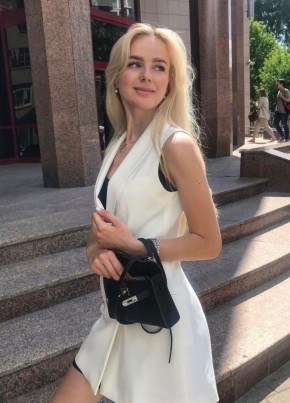 Александра, 25, Россия, Москва