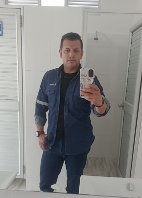 Carlos из Santiago de Cali 46 лет