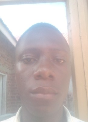 Muwanguzi Joram, 19, Uganda, Kampala