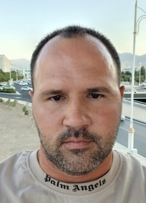 Михаил из Тулы 39 лет