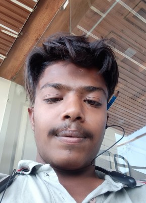 Anas abbashi, 18, India, Hamīrpur (Himachal Pradesh)
