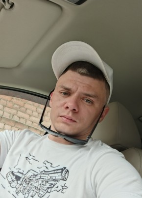 Роман из Магнитогорска 35 лет