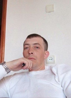 Александр, 36, Россия, Усть-Кут