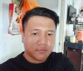 Anh tín, 35, Ho Chi Minh City