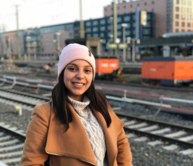 Octavia vinn, 46, Teshi Old Town