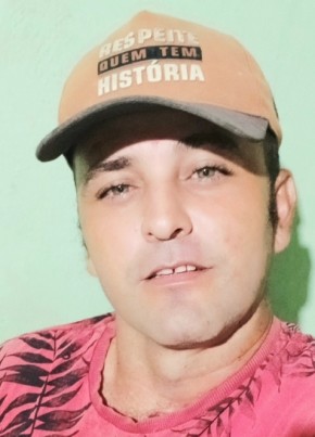 Samuel из Lavras da Mangabeira 32 года