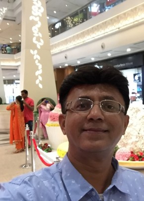 Avinash, 59, India, Pune