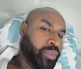 Moses, 30, Ashqelon