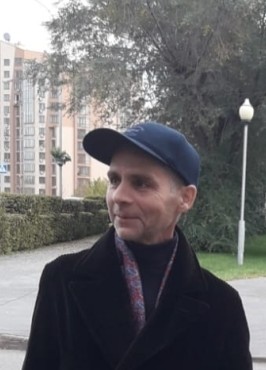 Илья из Новосибирска 51 год