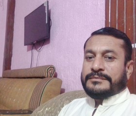 M ALI HAMZA, 20, Kundian