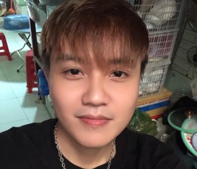 Tringuyen, 28, Ho Chi Minh City