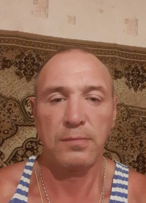 Влад, 56, Россия, Нижнегорский