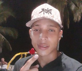 Junior, 20, Cienaga