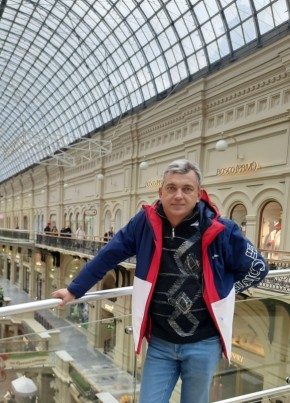 Oleg, 48, Russia, Yalta