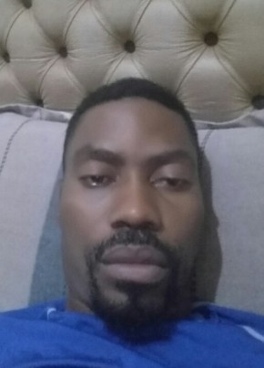 Evrard, 34, Republic of Cameroon, Yaoundé