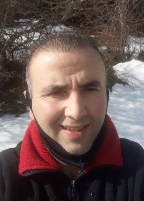 Zeybek , 45, Türkiye Cumhuriyeti, İstanbul