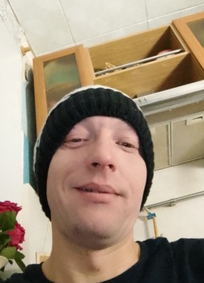 Павел, 36, Россия, Вологда