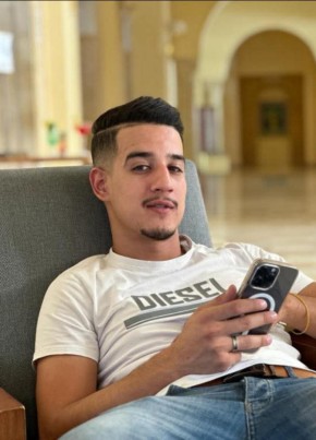 حسام из Batna City 23 года