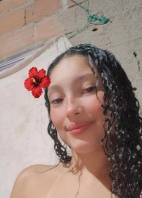 Claudia из Belo Horizonte 18 лет