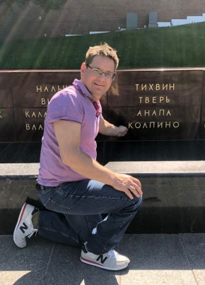 VLADIMIR, 48, Russia, Saint Petersburg